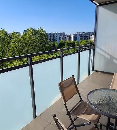 Wellsituated 1 Bedroom Condo In Warsaw Freeparking 外观 照片