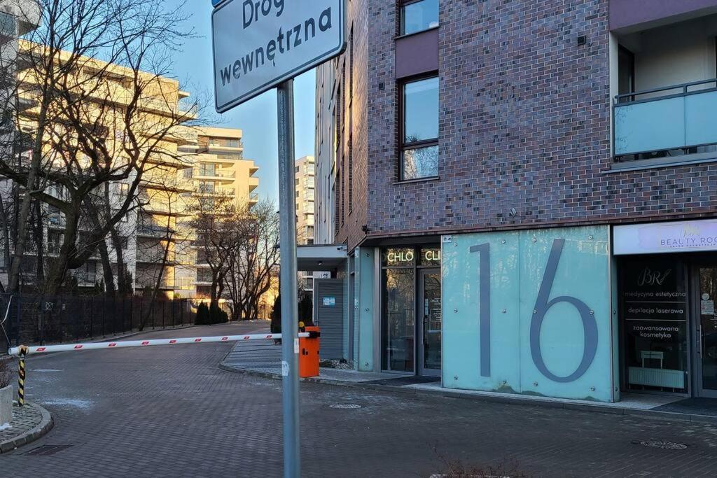 Wellsituated 1 Bedroom Condo In Warsaw Freeparking 外观 照片